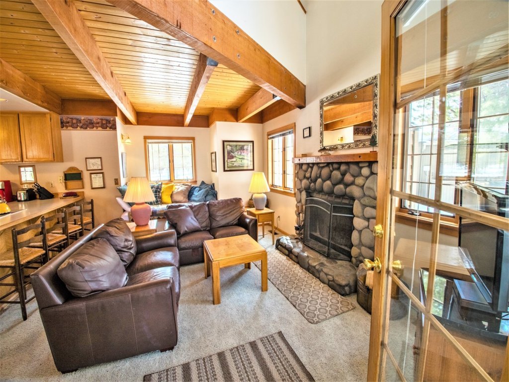 Mt Adams 6 Vacation Rental in Sunriver - RedAwning