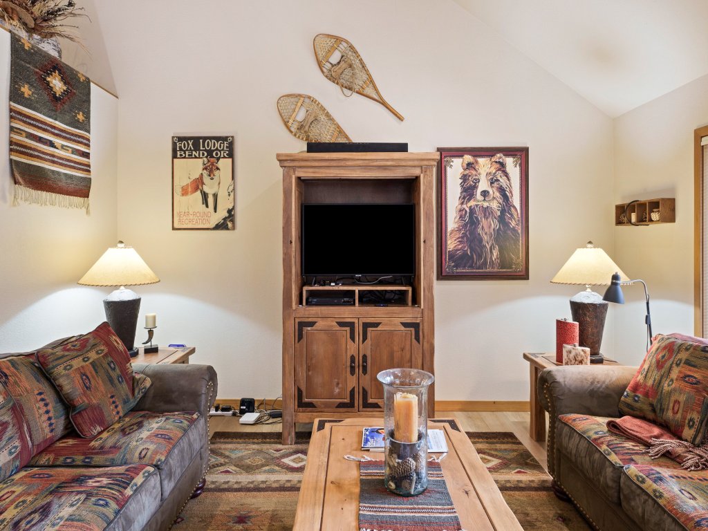 Summit View 5 Vacation Rental in Sunriver - RedAwning