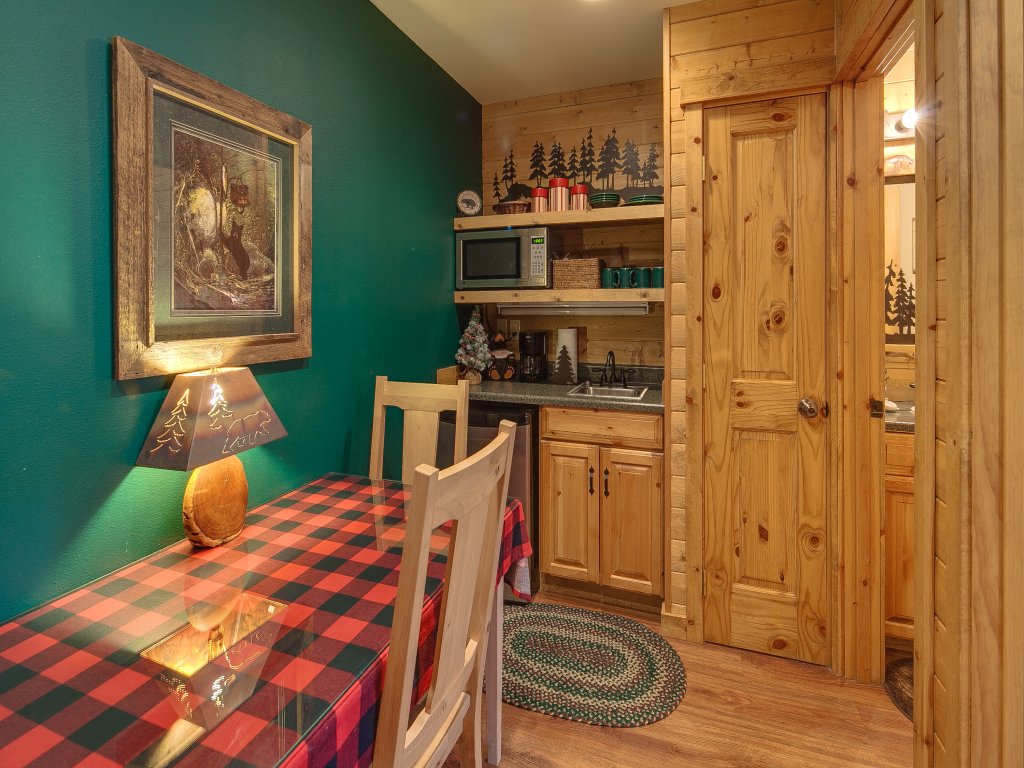 Diamond Peak 2 Vacation Rental in Sunriver - RedAwning