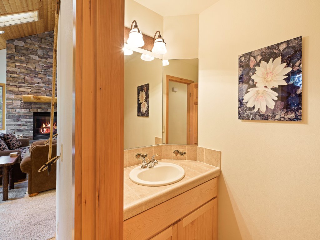 Tokatee 14 Vacation Rental in Sunriver - RedAwning