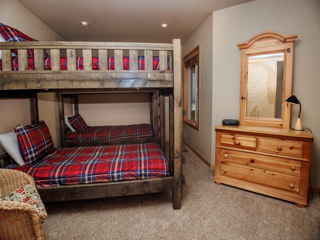 Tokatee 15 Vacation Rental in Sunriver - RedAwning