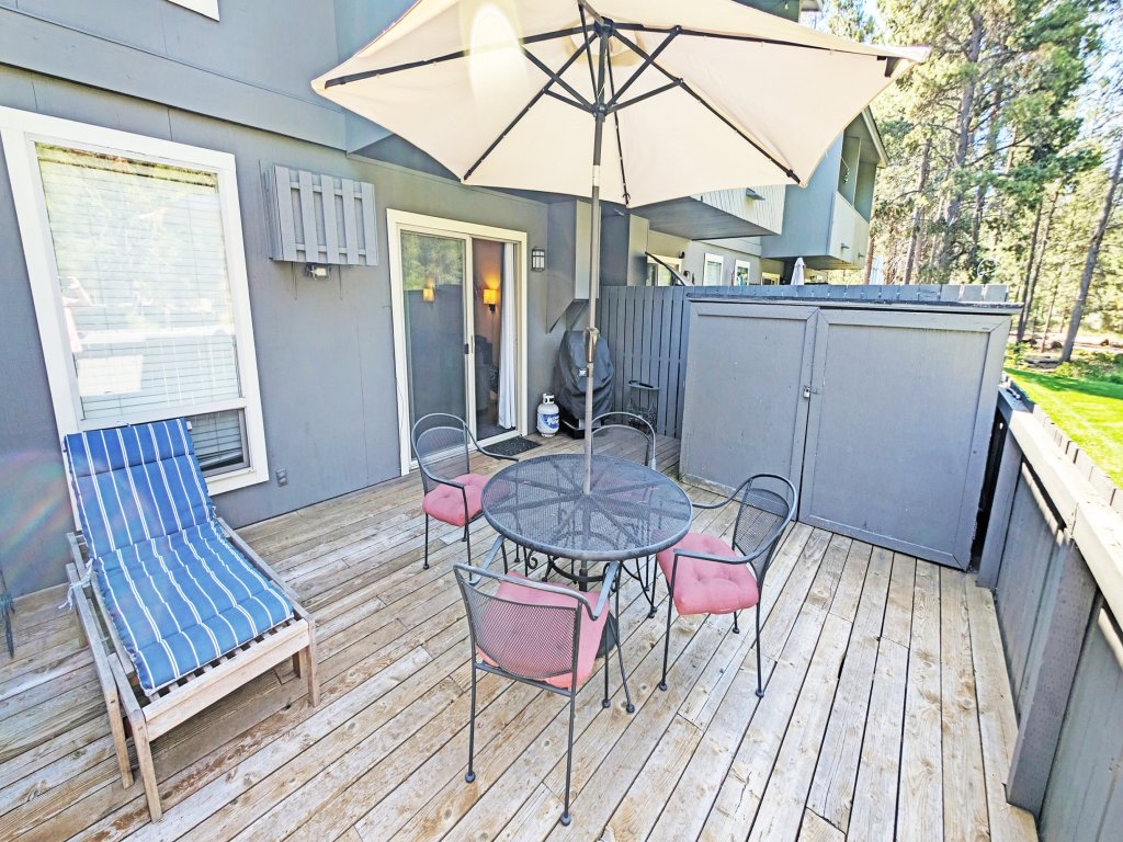 Abbot House 4 Vacation Rental in Sunriver - RedAwning