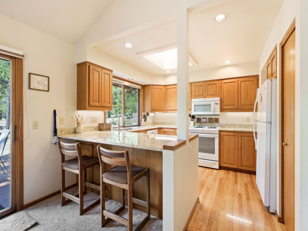 Tokatee 1 Vacation Rental in Sunriver - RedAwning