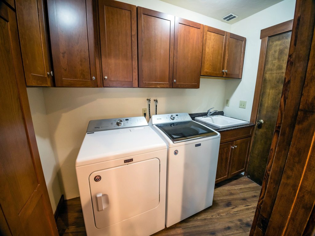 Indian 3 Vacation Rental in Sunriver - RedAwning
