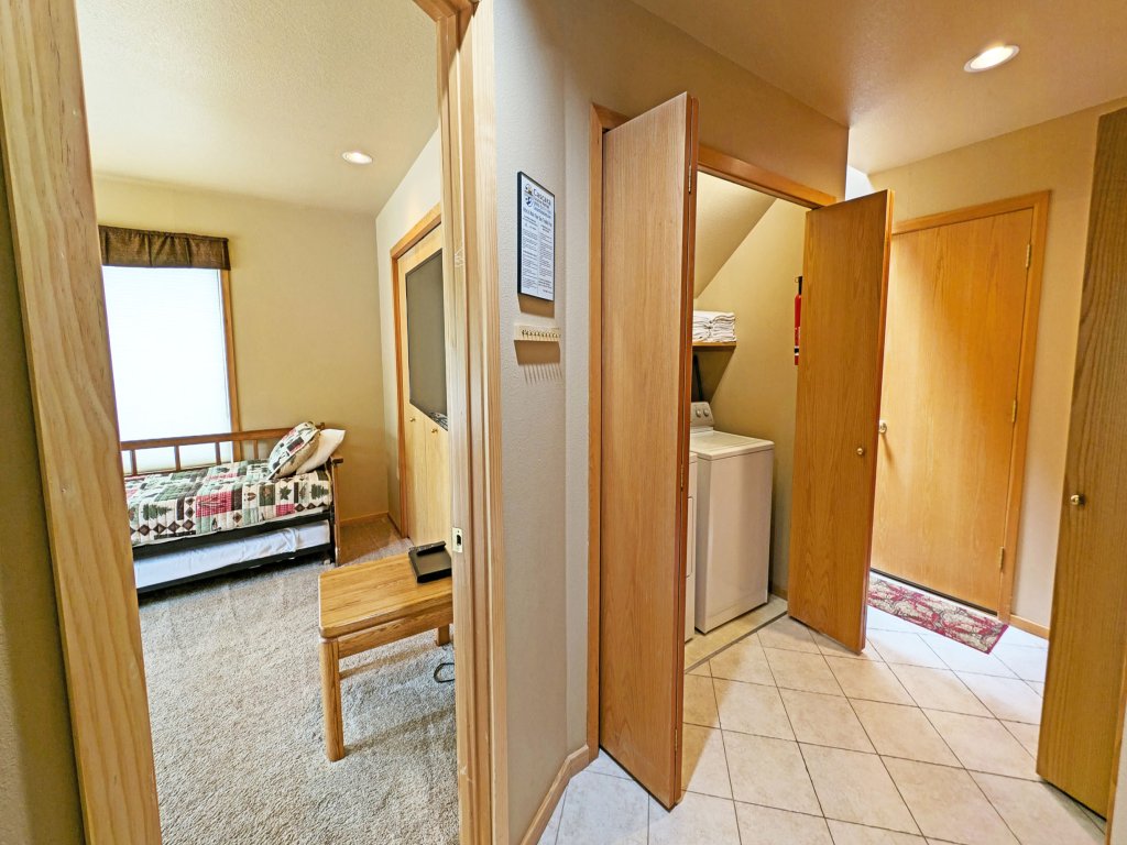Foursome 2 Vacation Rental in Sunriver - RedAwning