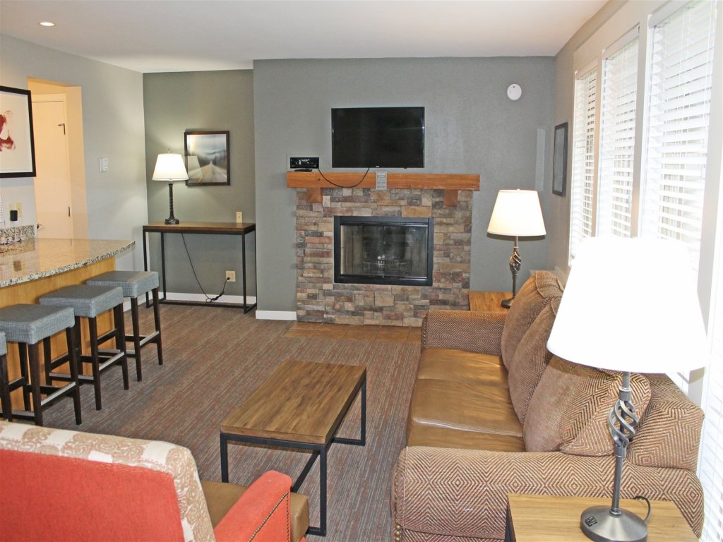 7th Mtn 1235A Vacation Rental in Bend - RedAwning