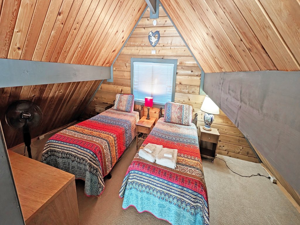 Lava Top 1 Vacation Rental in Sunriver - RedAwning