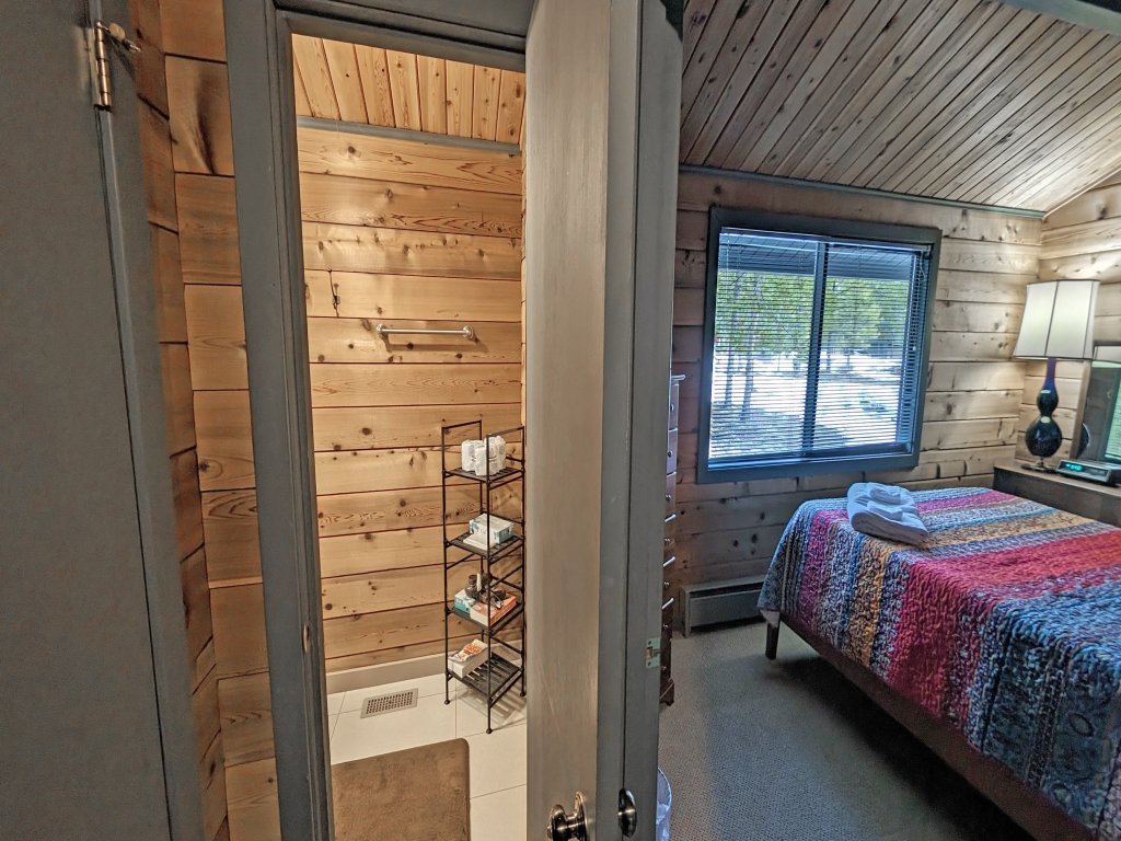 Lava Top 1 Vacation Rental in Sunriver - RedAwning