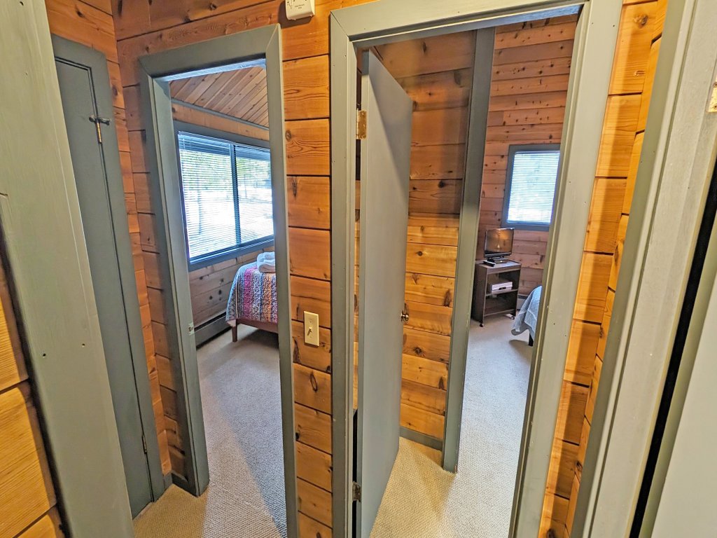 Lava Top 1 Vacation Rental in Sunriver - RedAwning