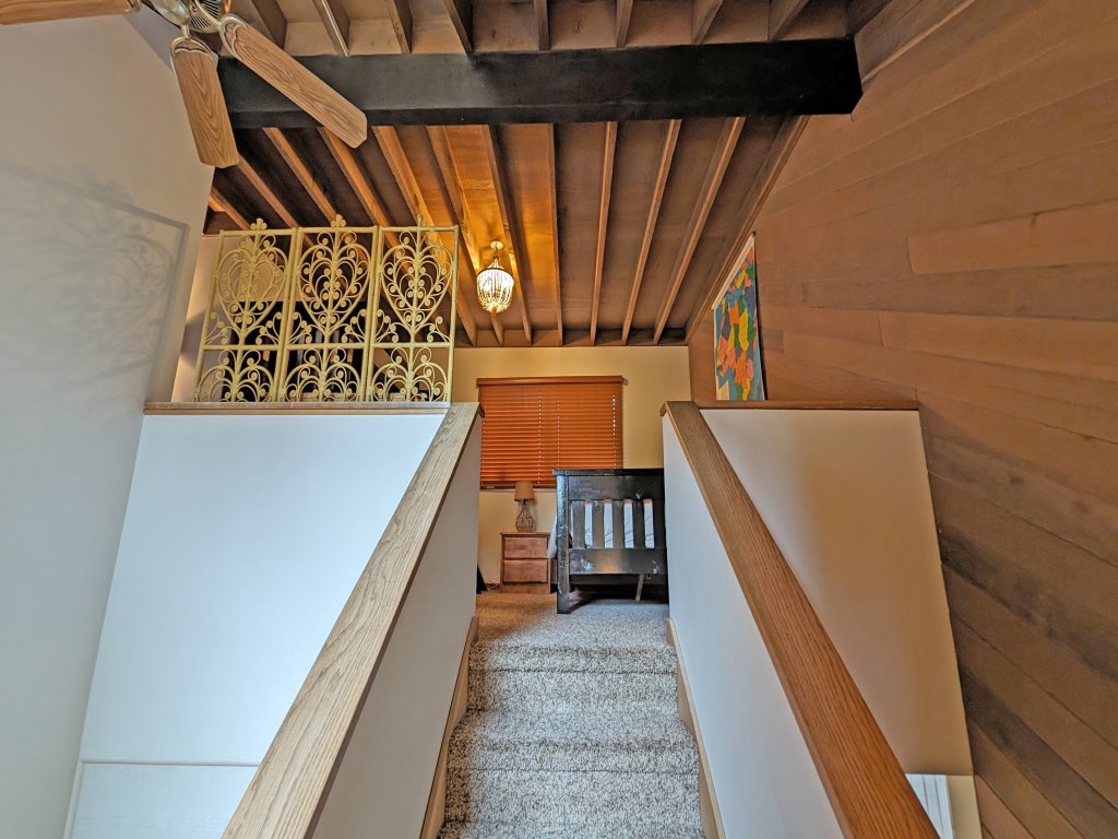 Meadow House 42 Vacation Rental in Sunriver - RedAwning