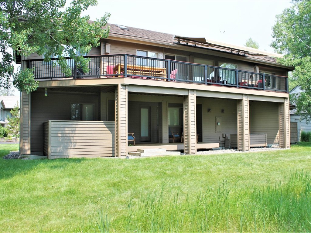Lone Eagle Landing 2 Vacation Rental in Sunriver - RedAwning