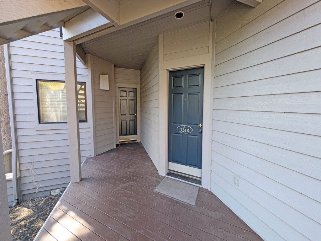 River Ridge 324AB Vacation Rental in Bend - RedAwning