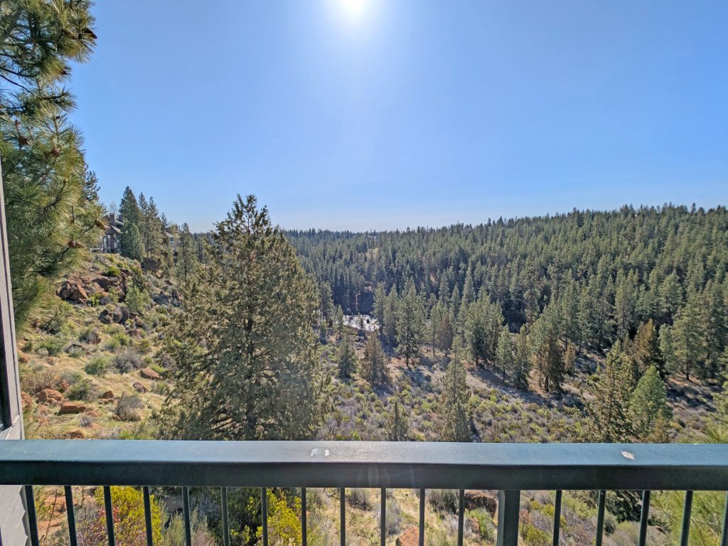 River Ridge 324AB Vacation Rental in Bend - RedAwning