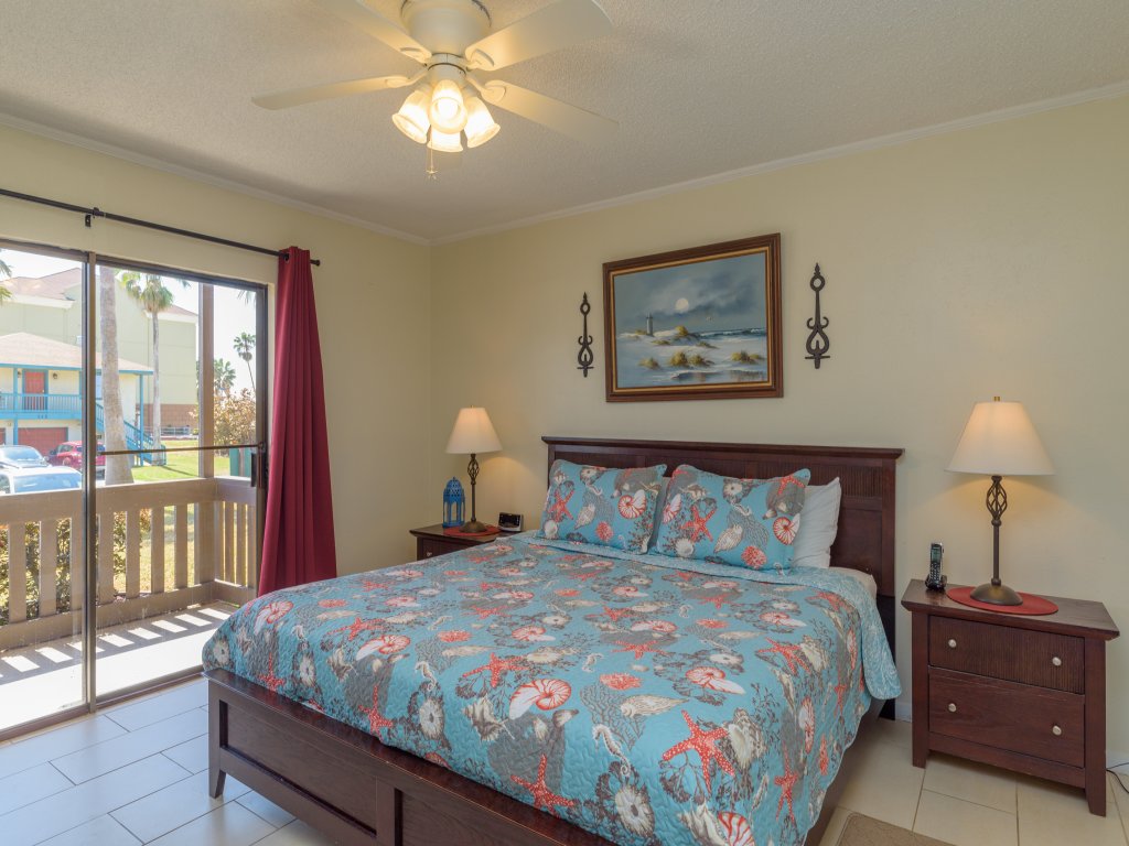Tiki 156 -Beachfront 1BR Condo w/ King Bed Sleeps 4 Vacation Rental in South Padre Island - RedAwning
