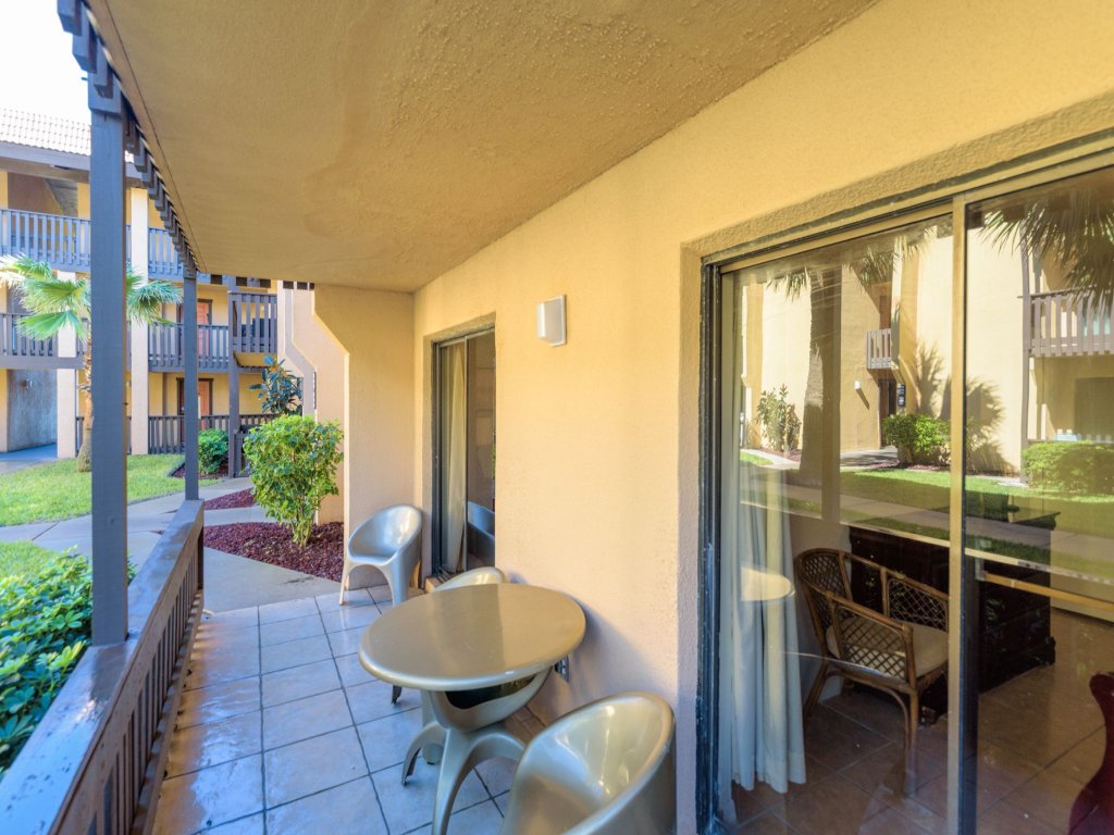 Tiki 135 - Spacious 1BR Condo Sleeps 4 Near Beach Vacation Rental in South Padre Island - RedAwning