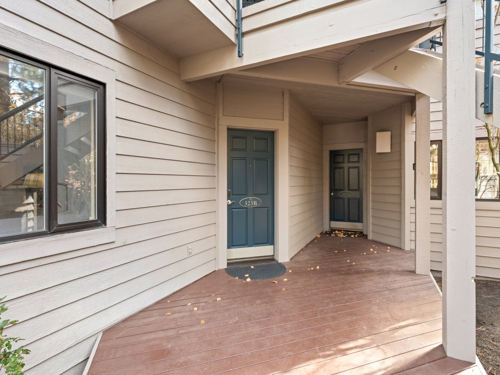 River Ridge 323B Vacation Rental in Bend - RedAwning