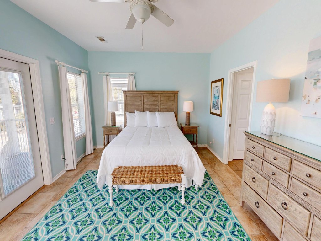 Toes in the Sand Vacation Rental in Destin - RedAwning