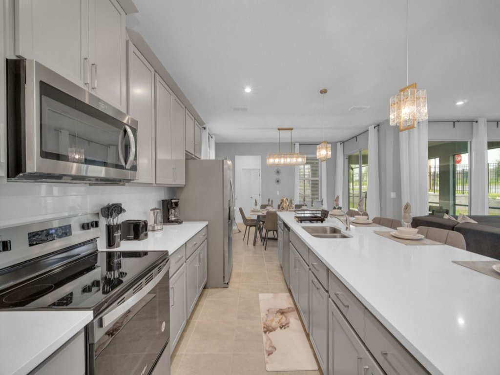 6 BED | 5 BATH Villa Pool&Games Solara 2386Salty Vacation Rental in Kissimmee - RedAwning