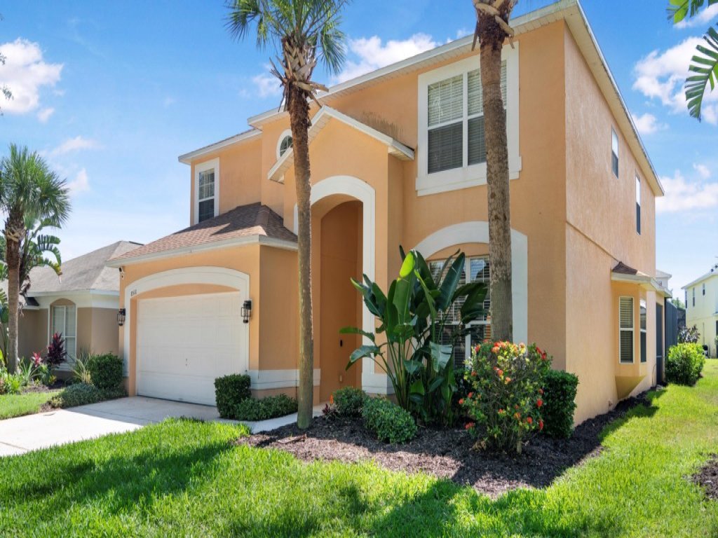 Lovely 7 Bed Pool Home with Game Room-8510PHD Vacation Rental in Kissimmee - RedAwning