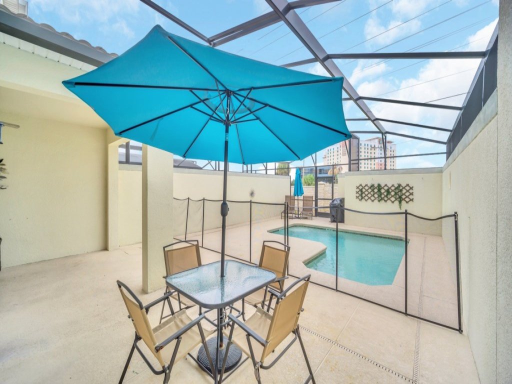 Beautiful Paradise Palms Retreat Vacation Rental in Kissimmee - RedAwning