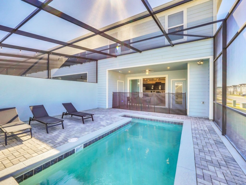 The Cutest Tonwhome & Private Splash Pool! Vacation Rental in Clermont - RedAwning