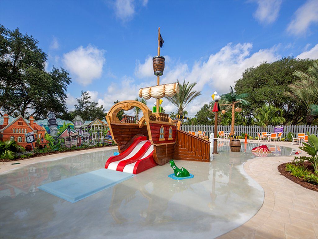 5 Bed Multiple Bunks Perfect For Kids With Pool! Vacation Rental in Davenport - RedAwning