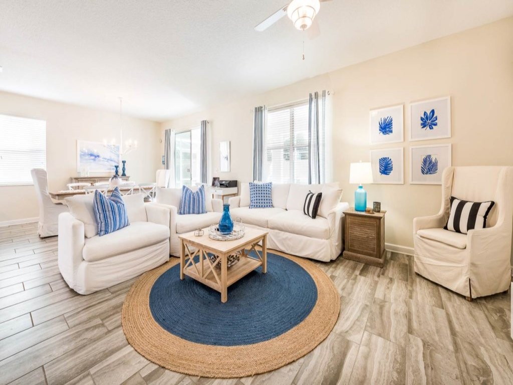 Spacious 5 Bed Pool Home with Game Room Vacation Rental in Davenport - RedAwning