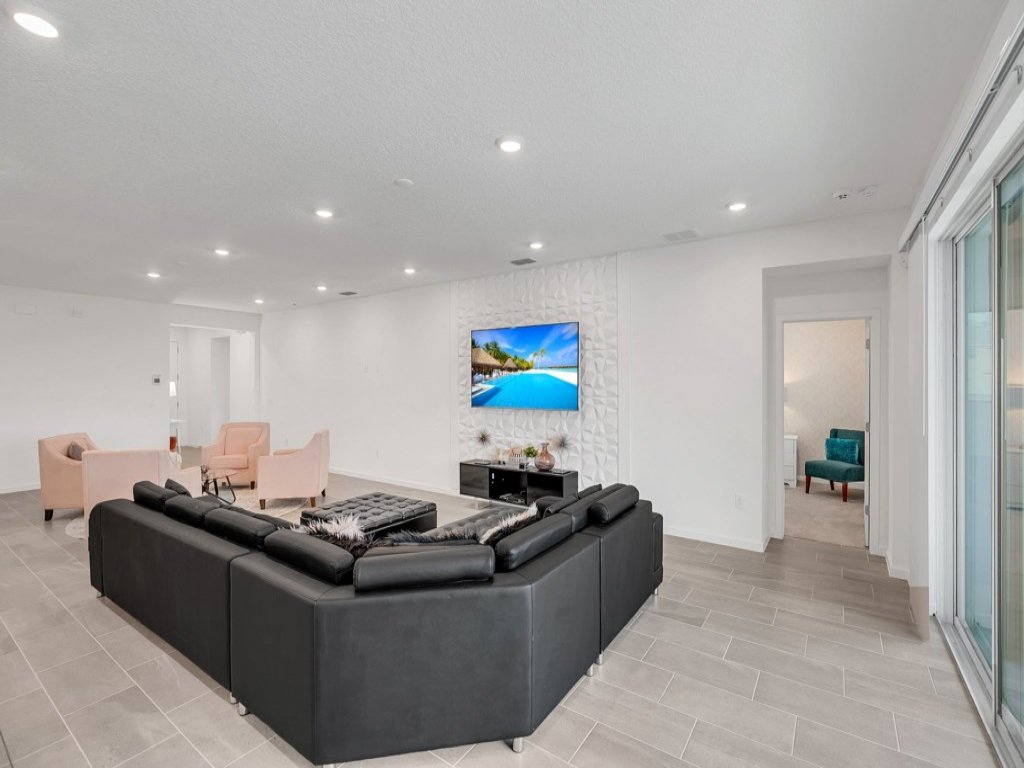 Everyone Can Come So Much Space Pool Home! Vacation Rental in Kissimmee - RedAwning