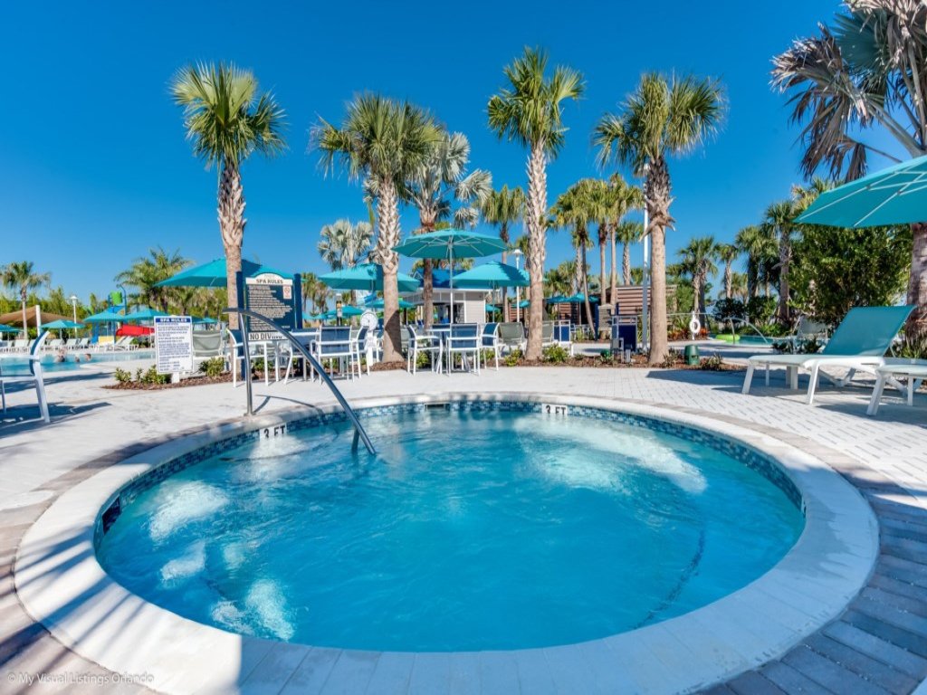SciFi Theater Amazing Theme 7 Bed Pool Home Vacation Rental in Davenport - RedAwning