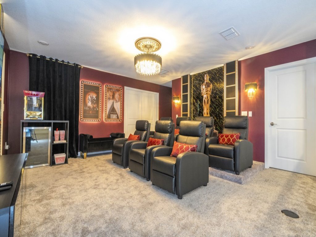 The Most Stunning Home With Everything You Want! Vacation Rental in Davenport - RedAwning