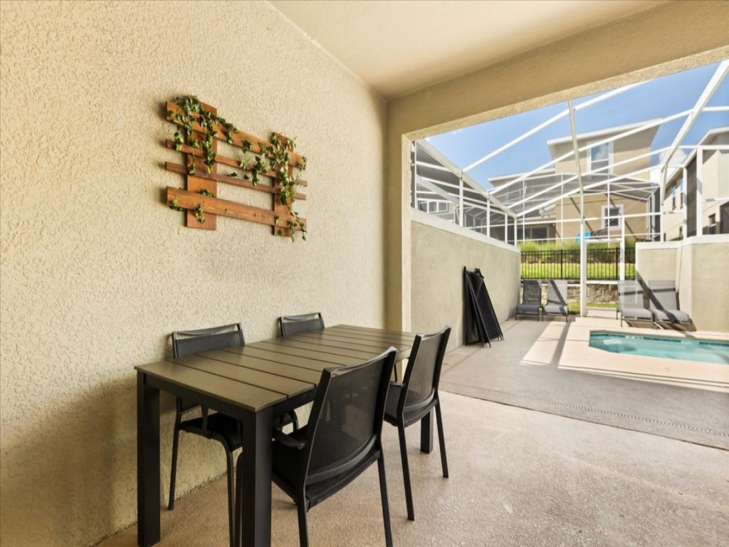 4 Bed Town Home With Pool Champions Gate Vacation Rental in Davenport - RedAwning