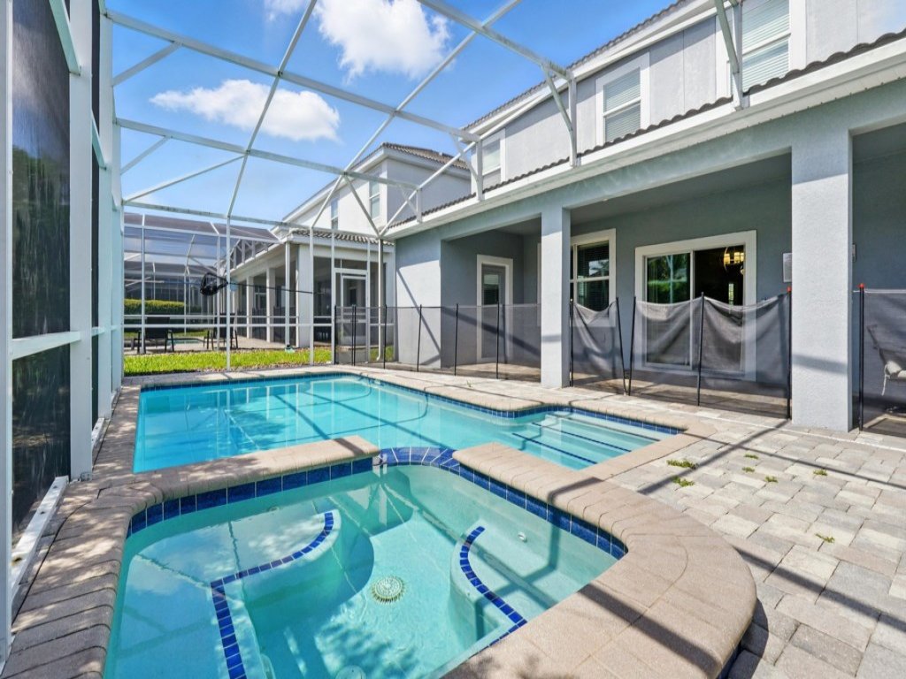 Exceptional Quality Private Pool Home Vacation Rental in Davenport - RedAwning