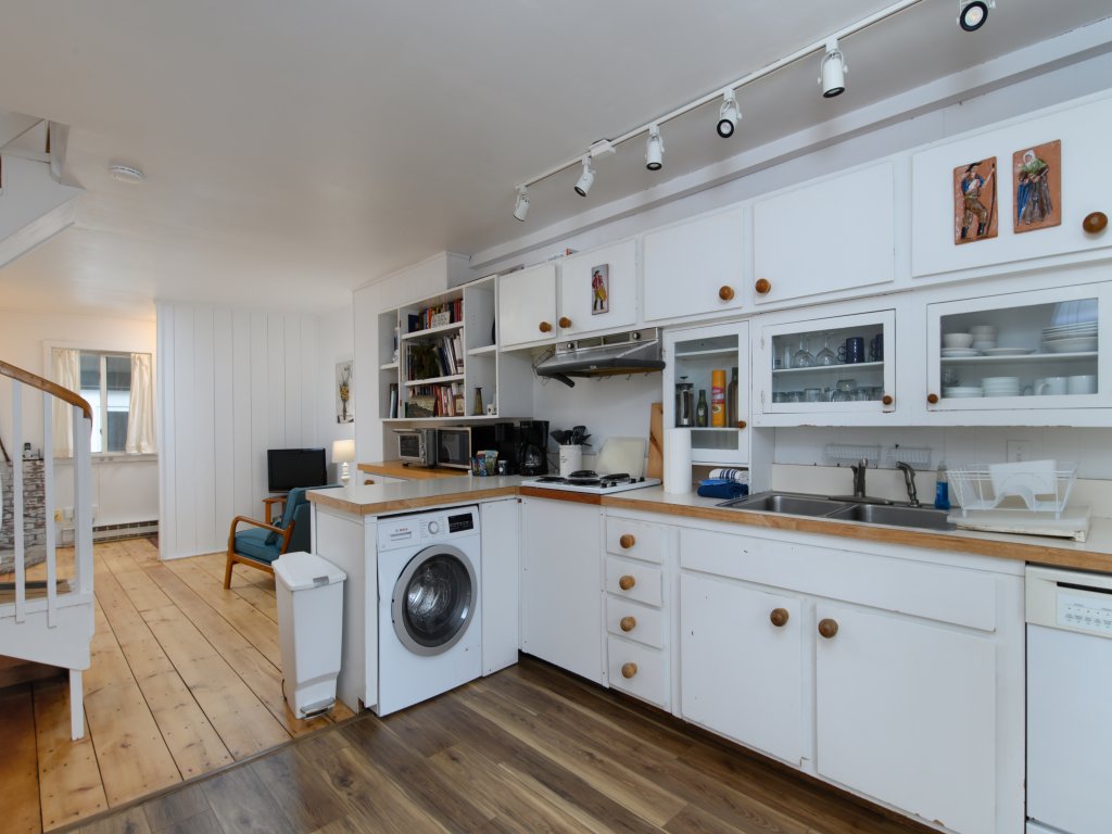 6 Village Edge Vacation Rental in Warren - RedAwning