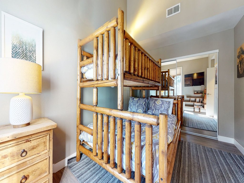 Snowcreek V #888 Vacation Rental in Mammoth Lakes - RedAwning