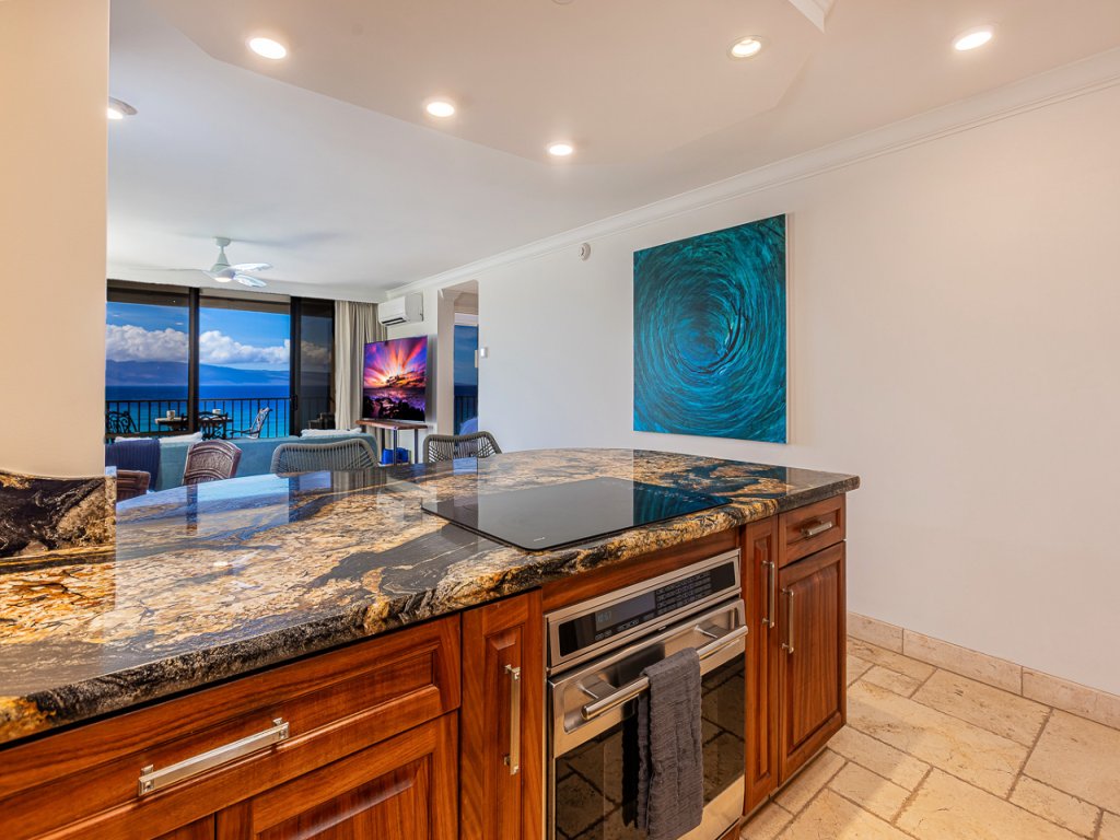 Valley Isle 1201 Vacation Rental in Lahaina - RedAwning