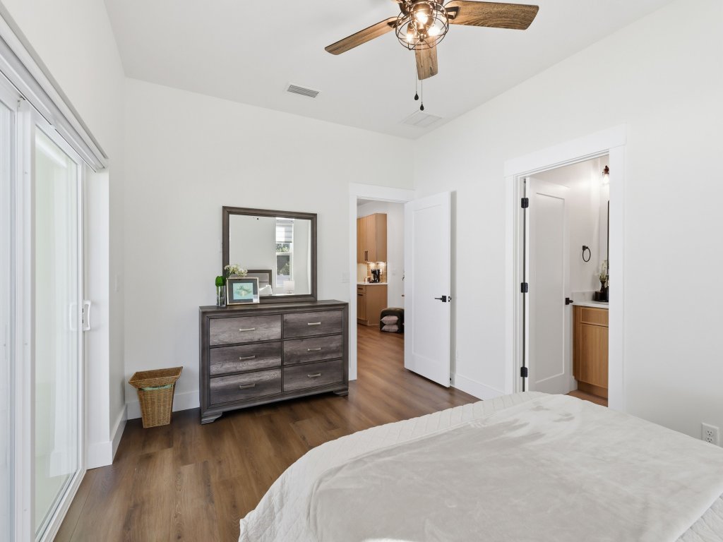 Modern Mount Dora Escape Style and Sunshine Vacation Rental in Florida - RedAwning