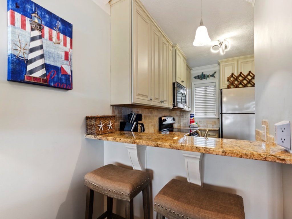 Sandy Beach Escape - Monthly Rates Until 2/28/26! Vacation Rental in Hilton Head - RedAwning