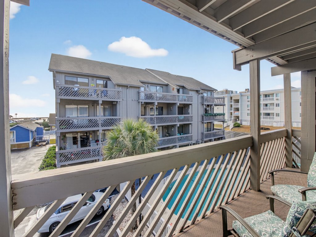 Ocean View  2 BR Condo, Walk to the Beach Vacation Rental in Myrtle Beach - RedAwning