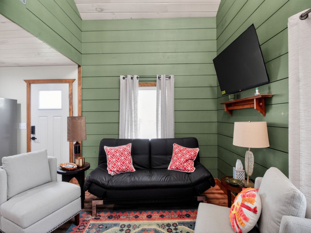 Downtown Modern Arts District Loft with Boat Parking Vacation Rental in Kentucky - RedAwning