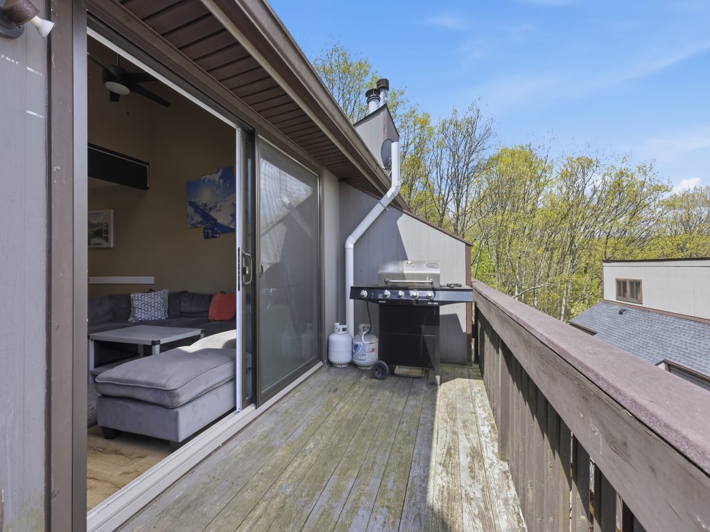 Pocono Paradise Ultimate Camelback Getaway Vacation Rental in Tannersville - RedAwning