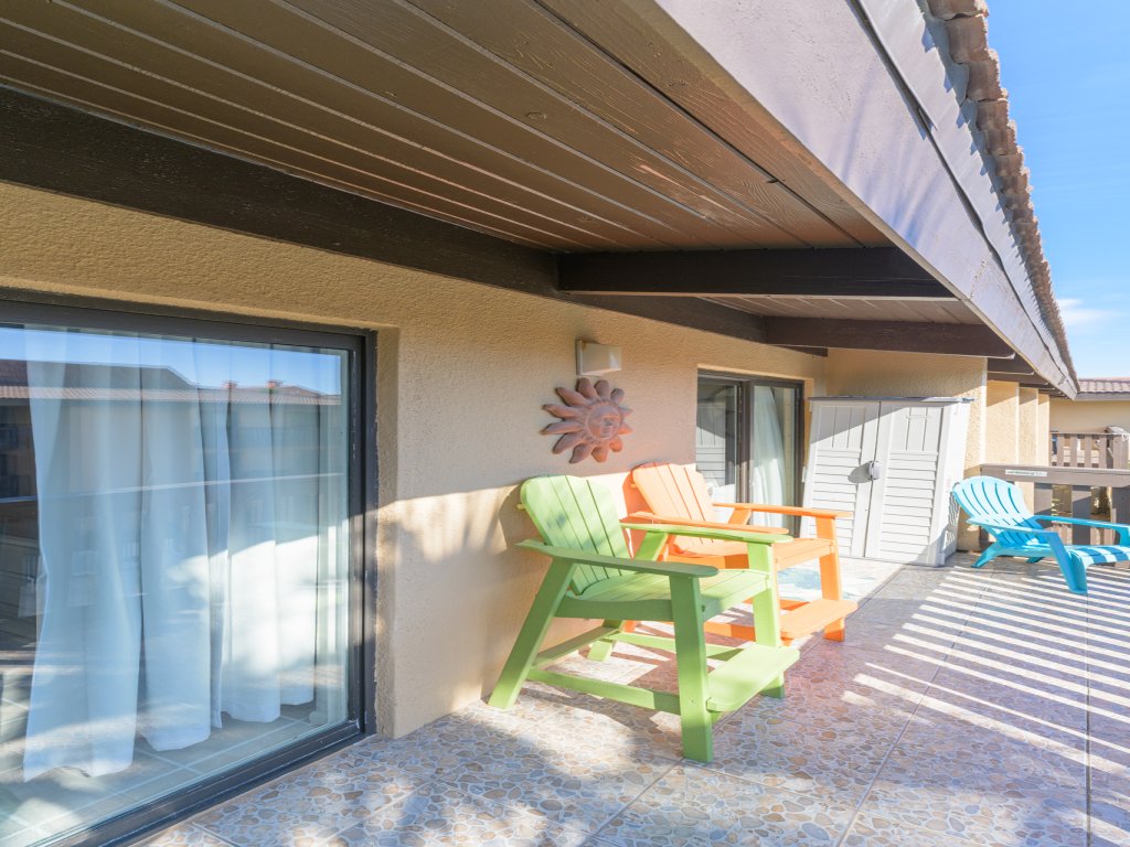 Tiki 325 - Family Friendly Oceanview Condo Sleep 6 Vacation Rental in South Padre Island - RedAwning