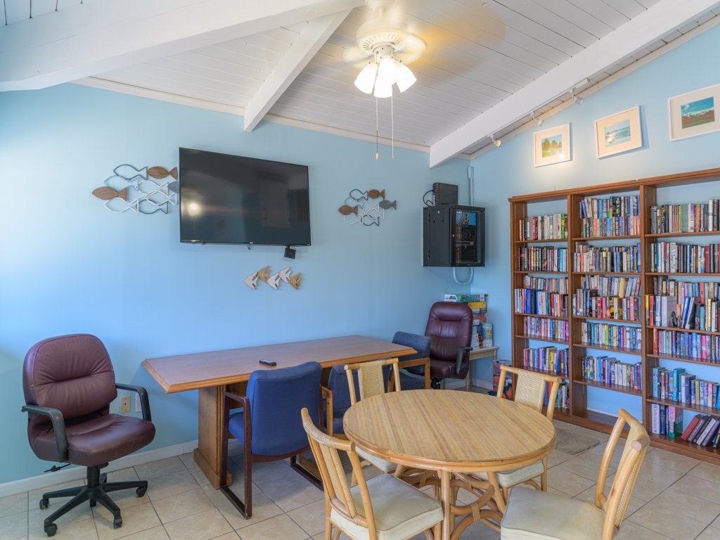 Tiki 325 - Family Friendly Oceanview Condo Sleep 6 Vacation Rental in South Padre Island - RedAwning