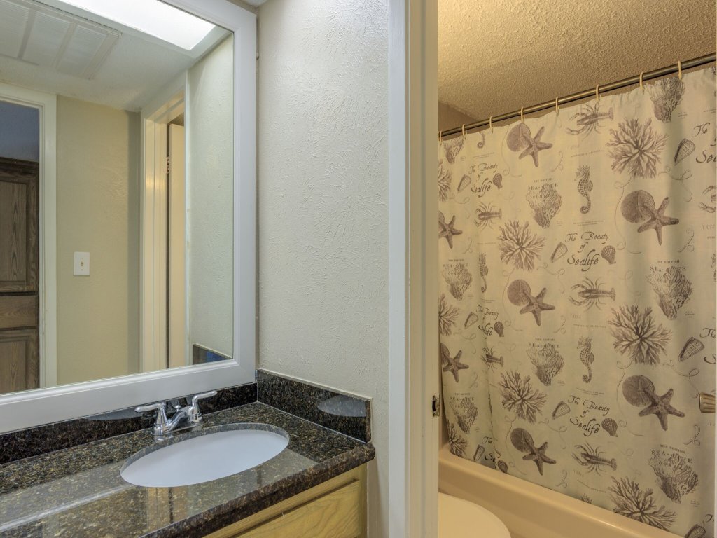 Tiki 141 - 1BR Condo Sleeps 6 Close to the Beach Vacation Rental in South Padre Island - RedAwning