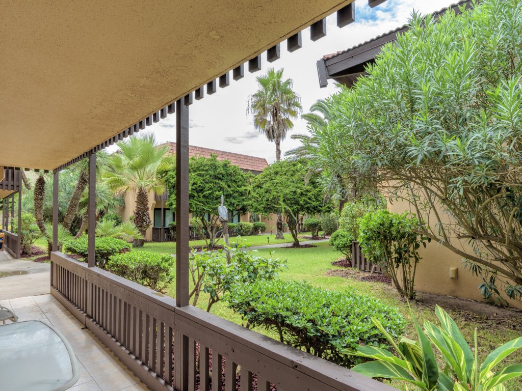 Tiki 119 - 3BR Beach Condo for Families & Groups Vacation Rental in South Padre Island - RedAwning