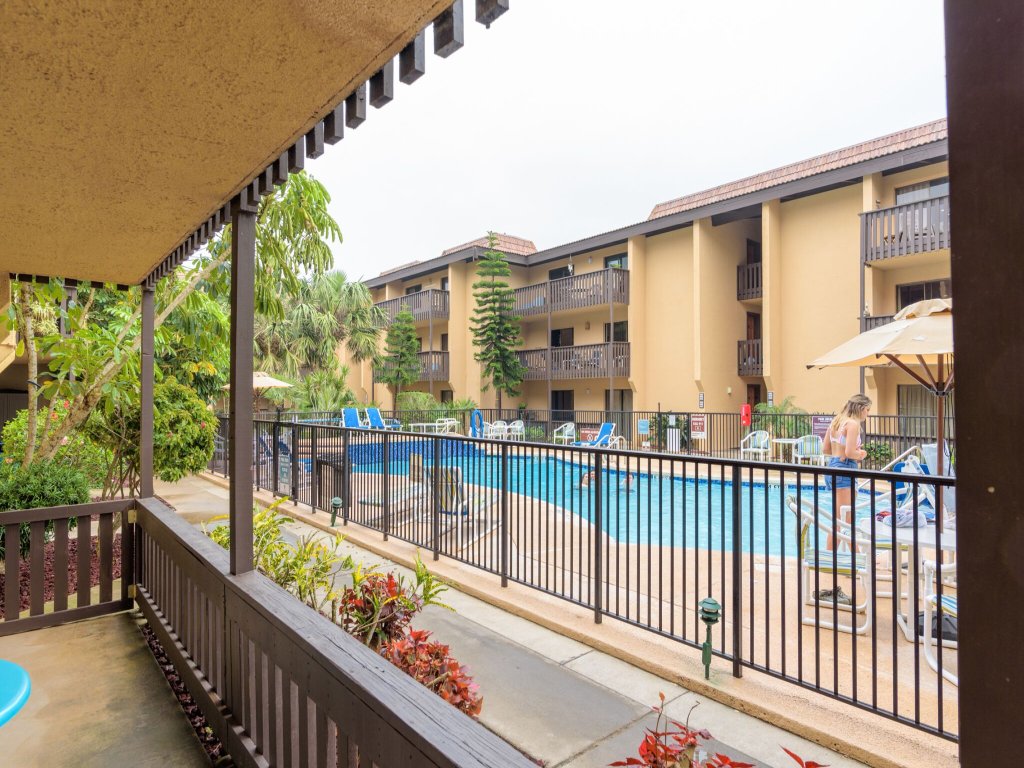 Tiki 125 - Poolfront 1BR Condo Sleeps 6 Near Beach Vacation Rental in South Padre Island - RedAwning