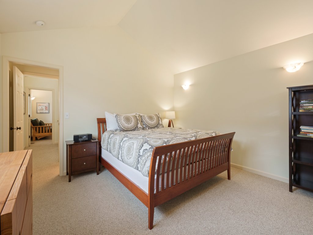 Meet Me on Milwaukee 30 Day Minimum Vacation Rental in Bend - RedAwning