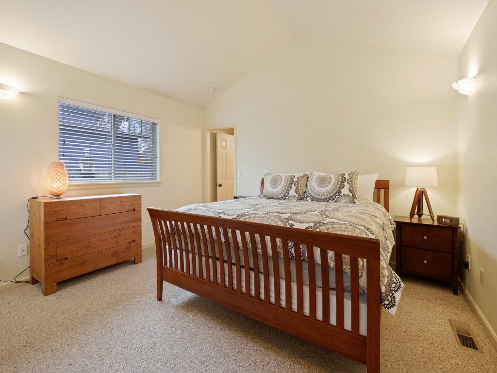 Meet Me on Milwaukee 30 Day Minimum Vacation Rental in Bend - RedAwning