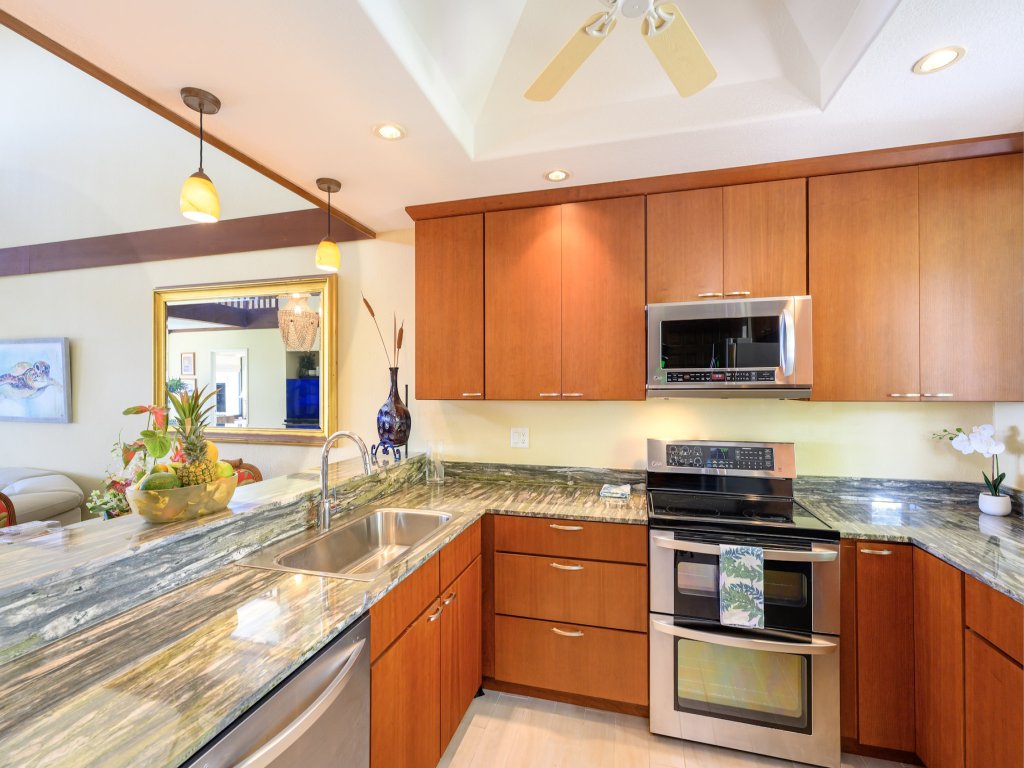Country Club Villas#310 Vacation Rental in Kailua Kona - RedAwning