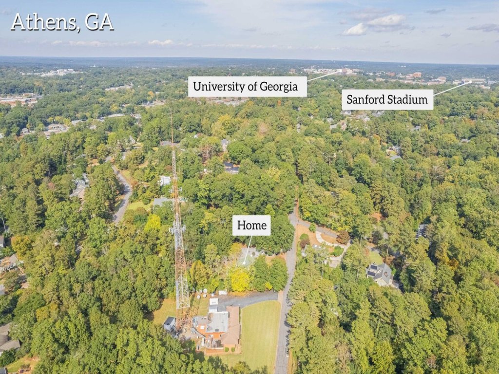 Five Points Mill House Vacation Rental in Georgia - RedAwning