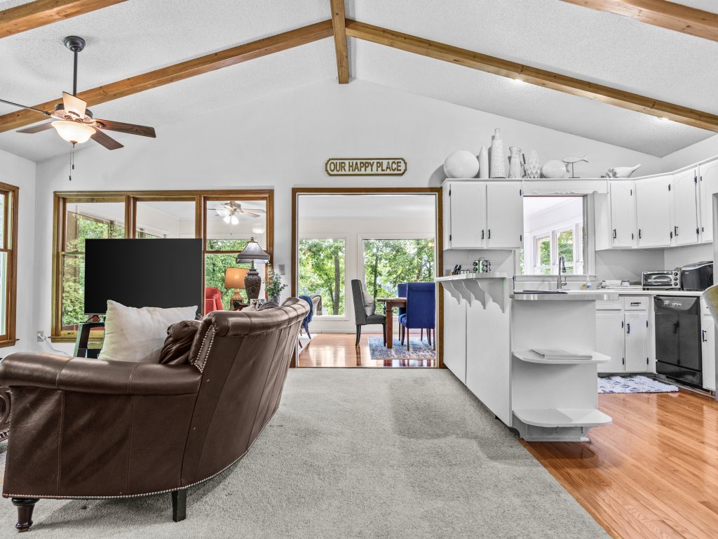 Shorewood Shores Dock & Hot Tub! Vacation Rental in Georgia - RedAwning